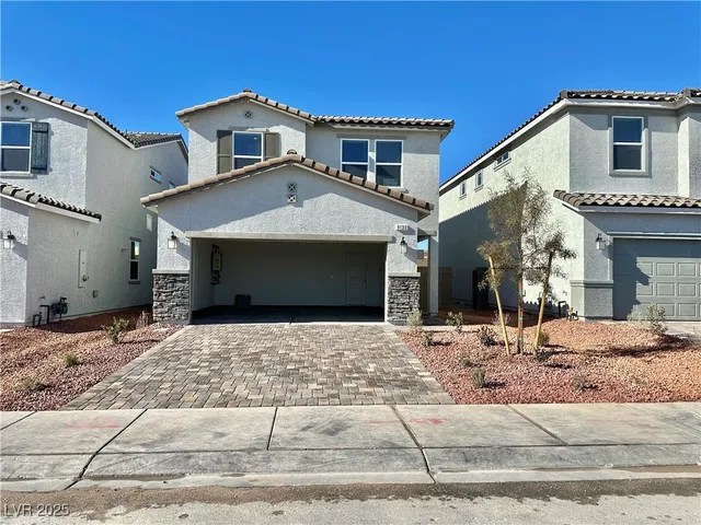 $2,300 | 9139 Surrey Wood Street, Las Vegas, NV 89113