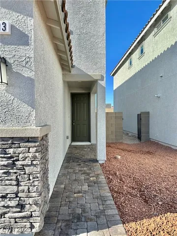 $2,300 | 9139 Surrey Wood Street, Las Vegas, NV 89113