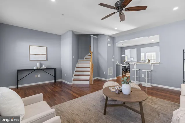 $445,000 | 6912 Norwood Ferry, Unit 62, Elkridge, MD 21075