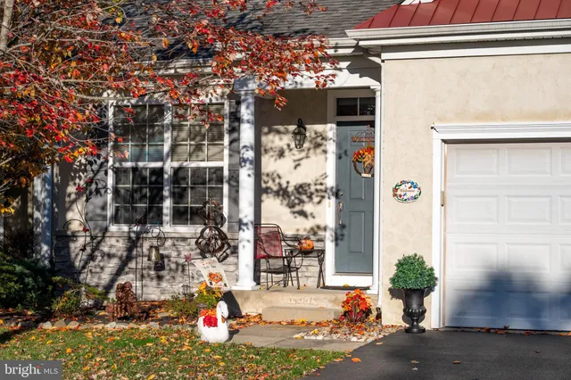 a view of outdoor space