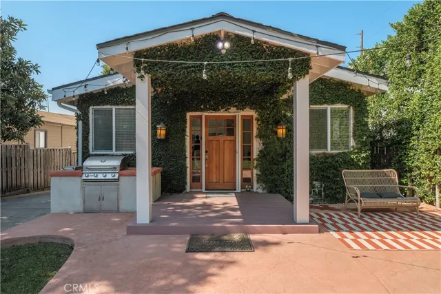 $1,599,000 | 2150 Kent Street, Los Angeles, CA 90026