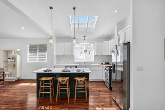 $1,599,000 | 2150 Kent Street, Los Angeles, CA 90026
