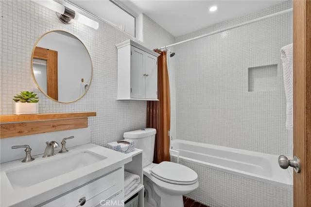 $1,599,000 | 2150 Kent Street, Los Angeles, CA 90026