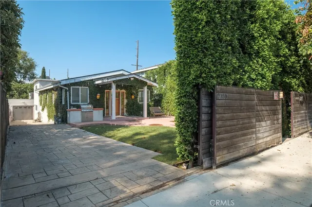 $1,599,000 | 2150 Kent Street, Los Angeles, CA 90026