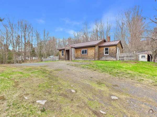 $224,900 | 1818 Bangor Road, Clinton, ME 04927