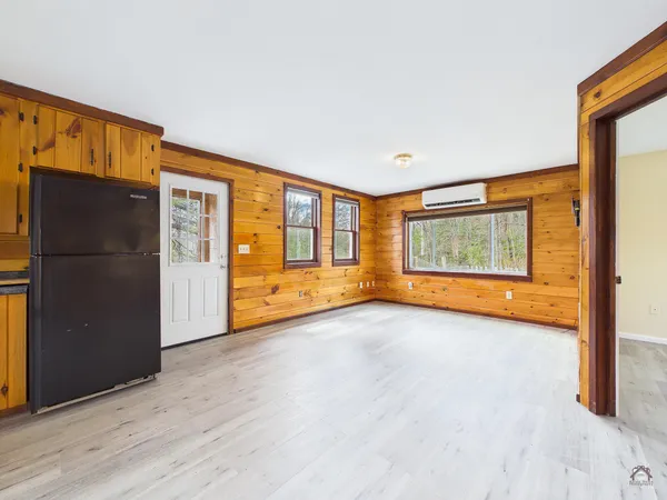 $224,900 | 1818 Bangor Road, Clinton, ME 04927