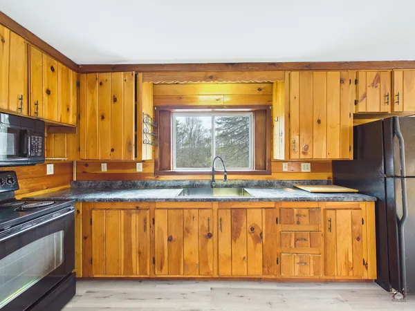$224,900 | 1818 Bangor Road, Clinton, ME 04927