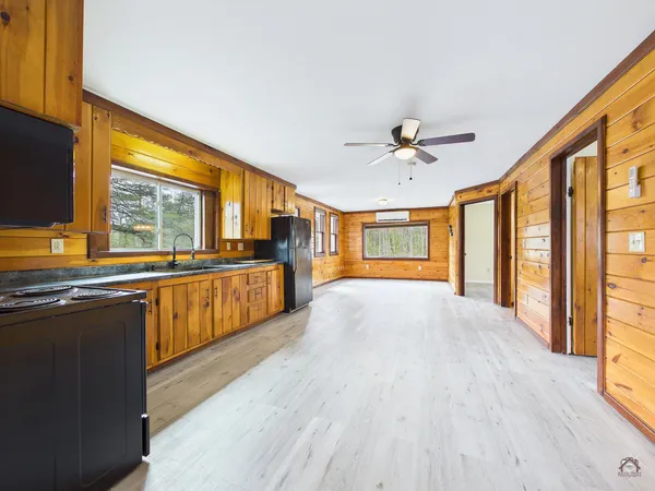 $224,900 | 1818 Bangor Road, Clinton, ME 04927