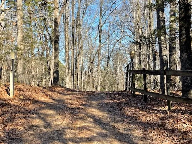 $289,900 | 290 Potleg Trail, Henderson, TN 38340