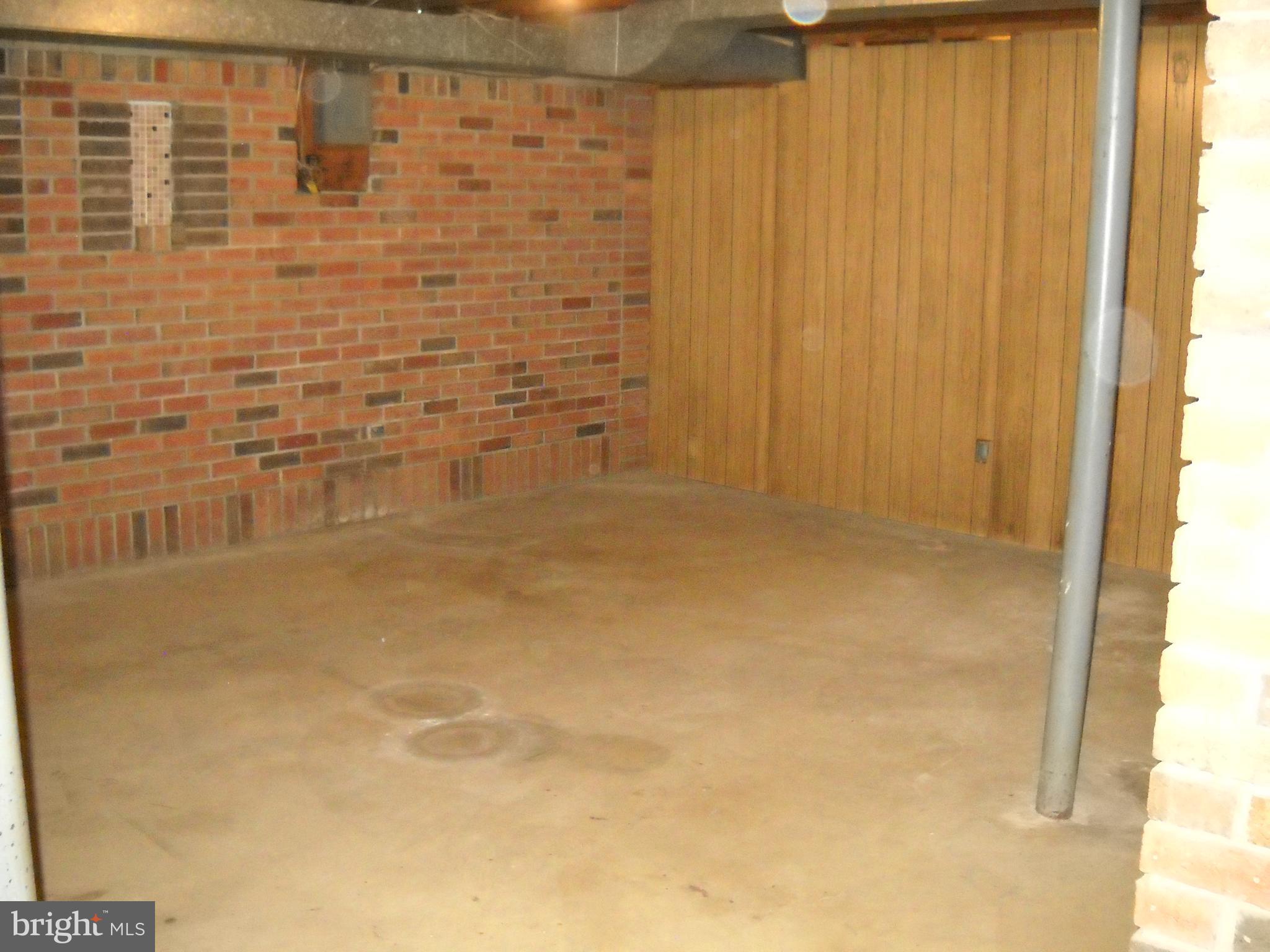 6215 Auth Road Suitland, MD 20746 - Photo 19 of 21 Another shot of the brick work