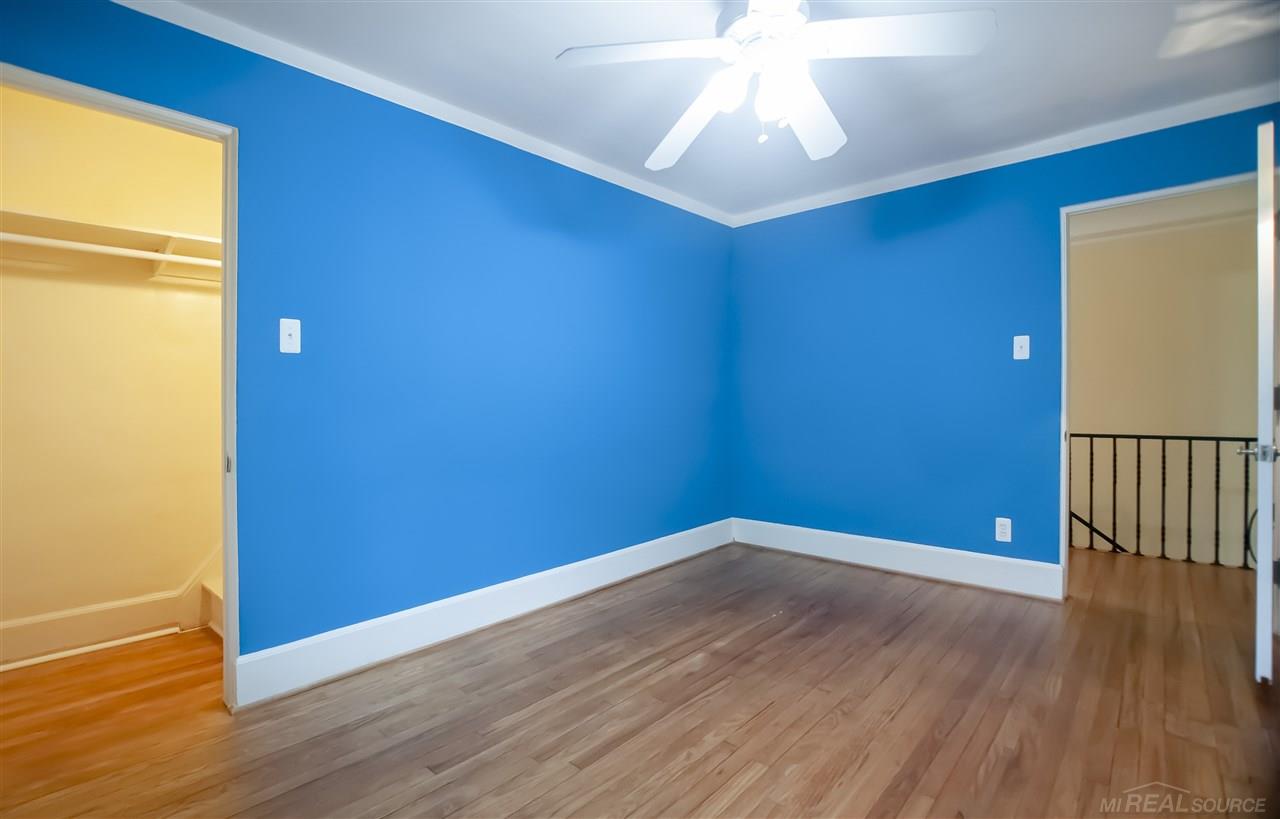 762 Bedford Road Grosse Pointe, MI 48230 - Photo 42 of 57 50039523-41.JPG