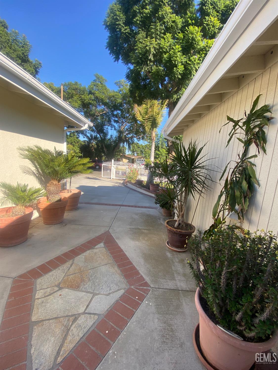 Undisclosed Address Santa Ana, CA 92707 - Photo 4 of 40 a view of outdoor space yard and porch