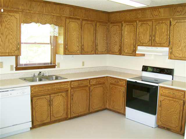 1010 Pearson Town Road Moore, SC 29369 - Photo 2 of 9 Gallery Image 2