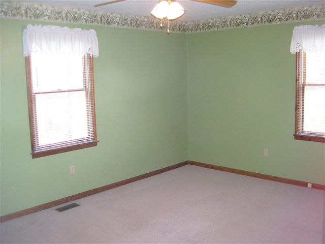 1010 Pearson Town Road Moore, SC 29369 - Photo 5 of 9 Gallery Image 5