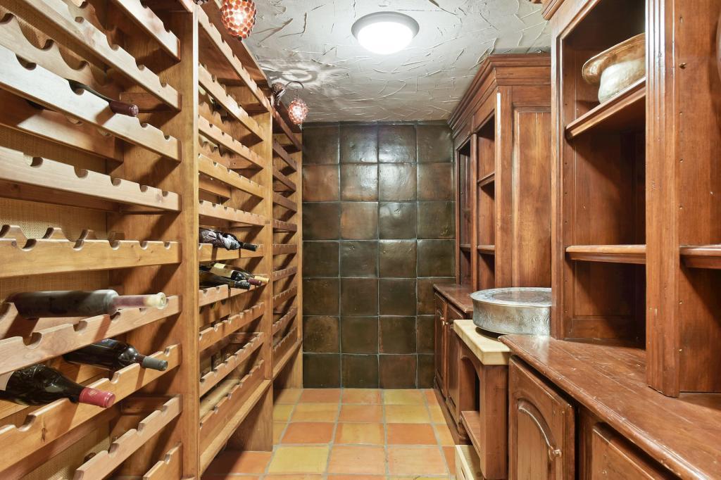 4714 Baycliffe Road Excelsior, MN 55331 - Photo 26 of 60