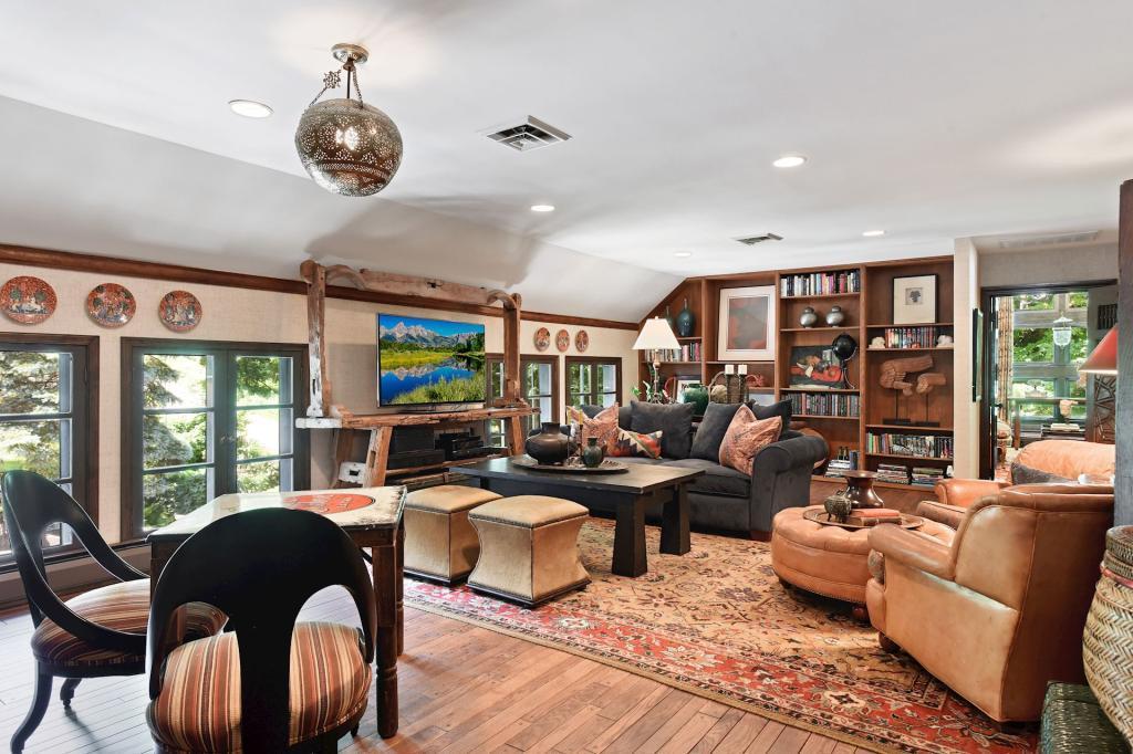 4714 Baycliffe Road Excelsior, MN 55331 - Photo 47 of 60