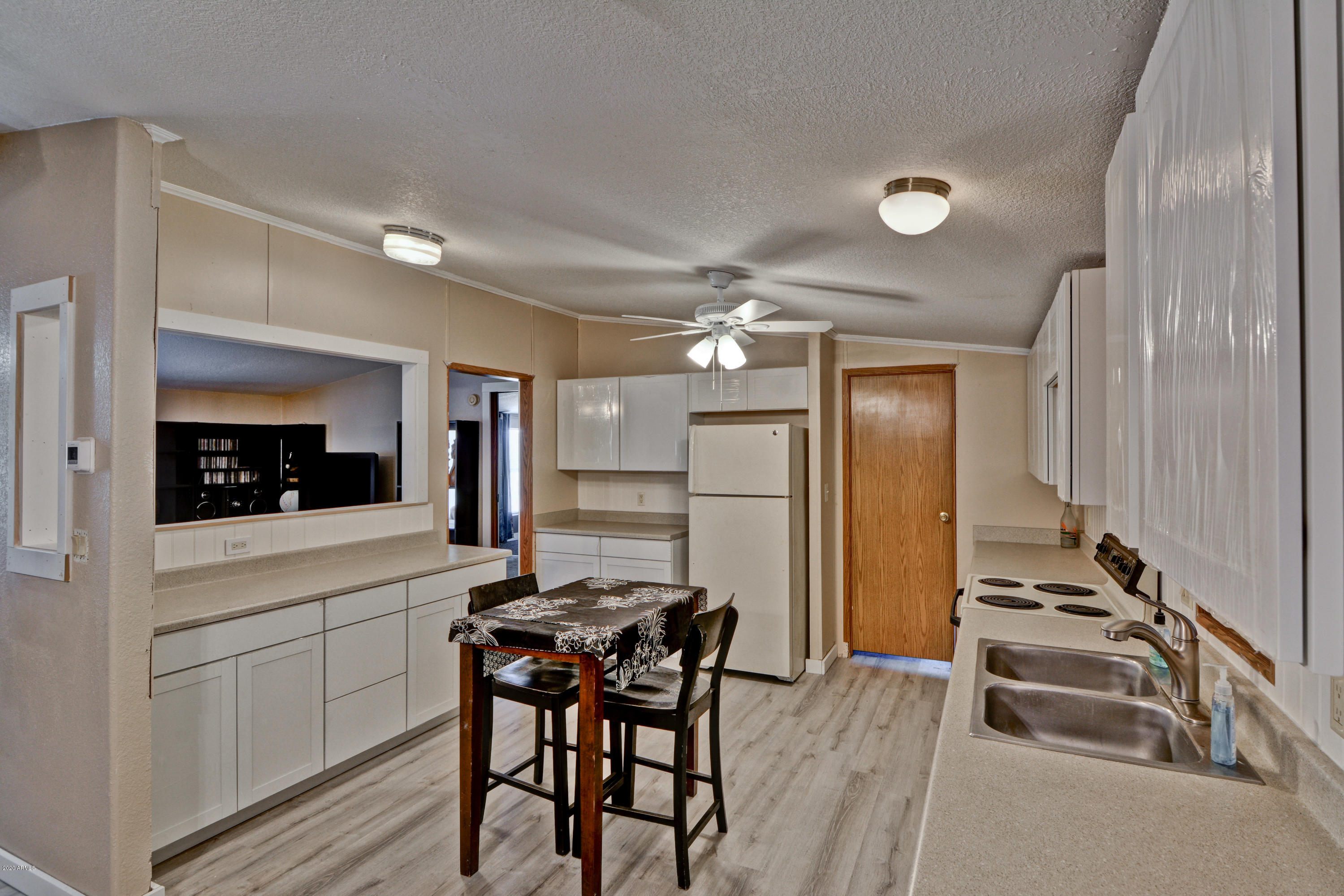 20332 West Peak View Road Wittmann, AZ 85361 - Photo 26 of 46 KITCHEN