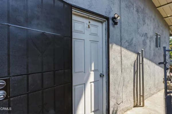 $699,000 | 12159 Hoyt Street, Sylmar, CA 91342