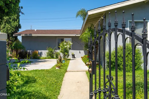 $699,000 | 12159 Hoyt Street, Sylmar, CA 91342