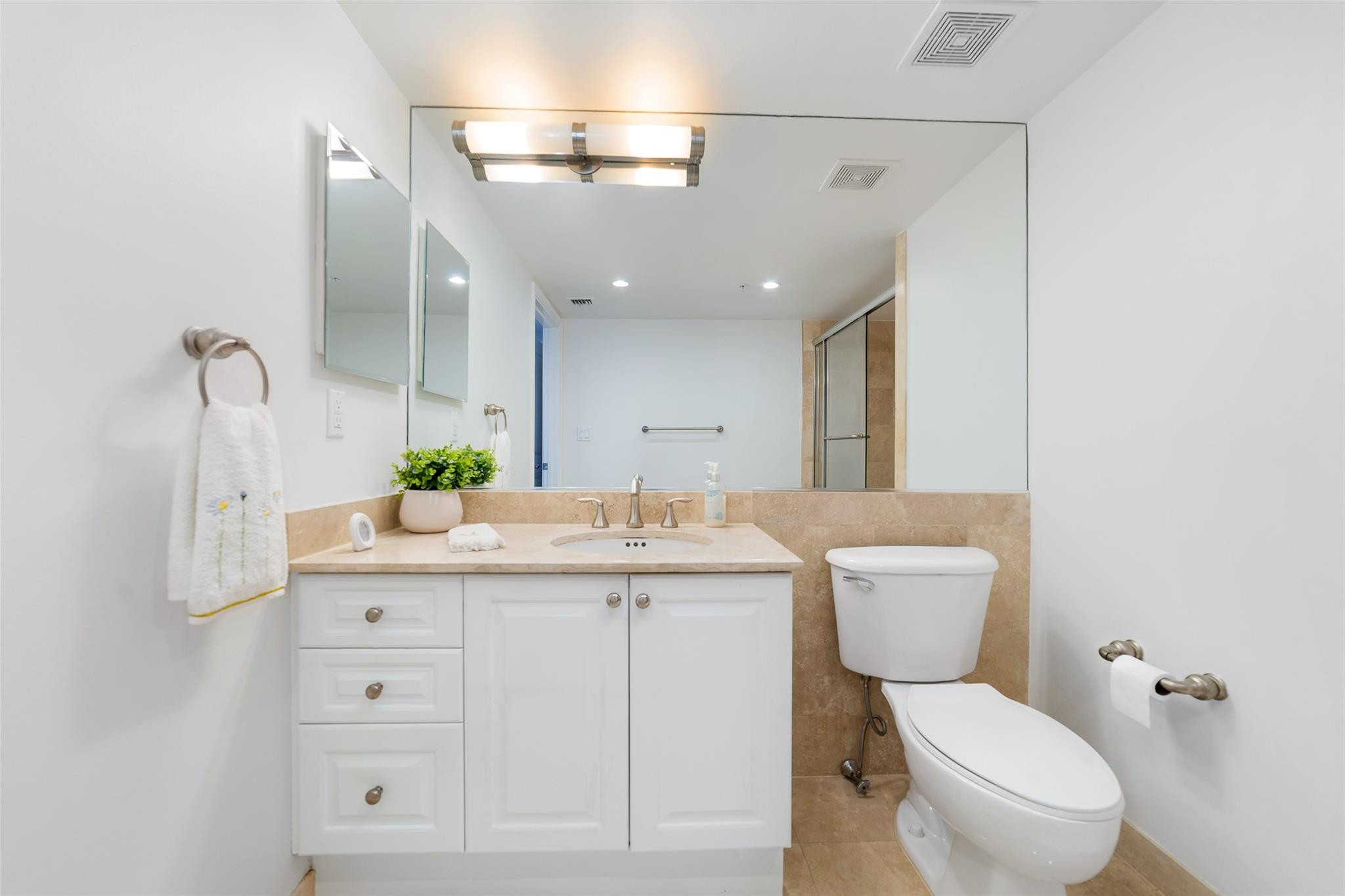 99 Southeast Mizner Boulevard, Unit 603 Boca Raton, FL 33432 - Photo 19 of 34 Photo 20