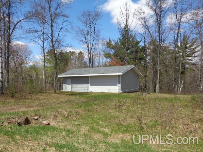1974 North Lake Road Florence, WI 54121 - Photo 1 of 5 Gallery Image 1