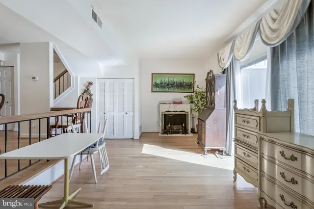 $305,000 | 10223 Campus Way South, Unit 42, Upper Marlboro, MD 20774