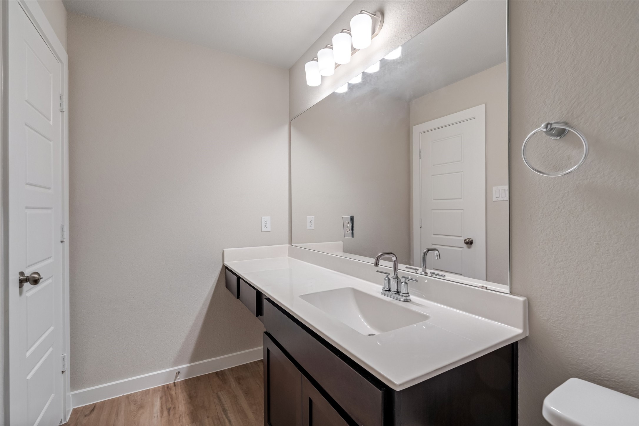 26175 Ethereal Road La Marque, TX 77568 - Photo 32 of 40