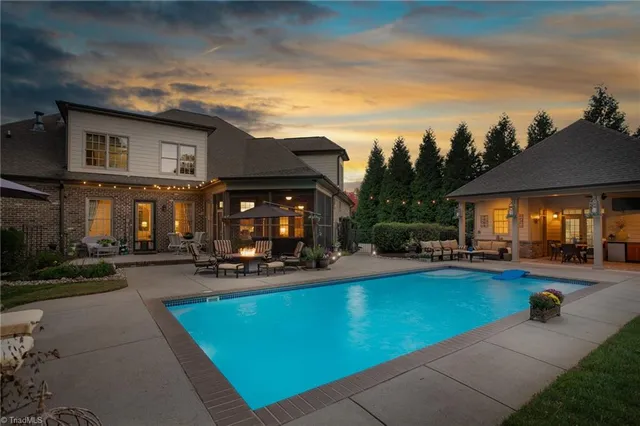 $1,250,000 | 8404 Linville Oaks Drive, Oak Ridge, NC 27310