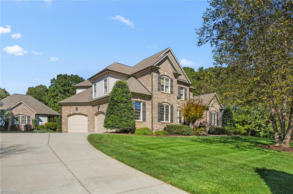 8404 Linville Oaks Drive Oak Ridge, NC 27310 - Photo 5 of 47