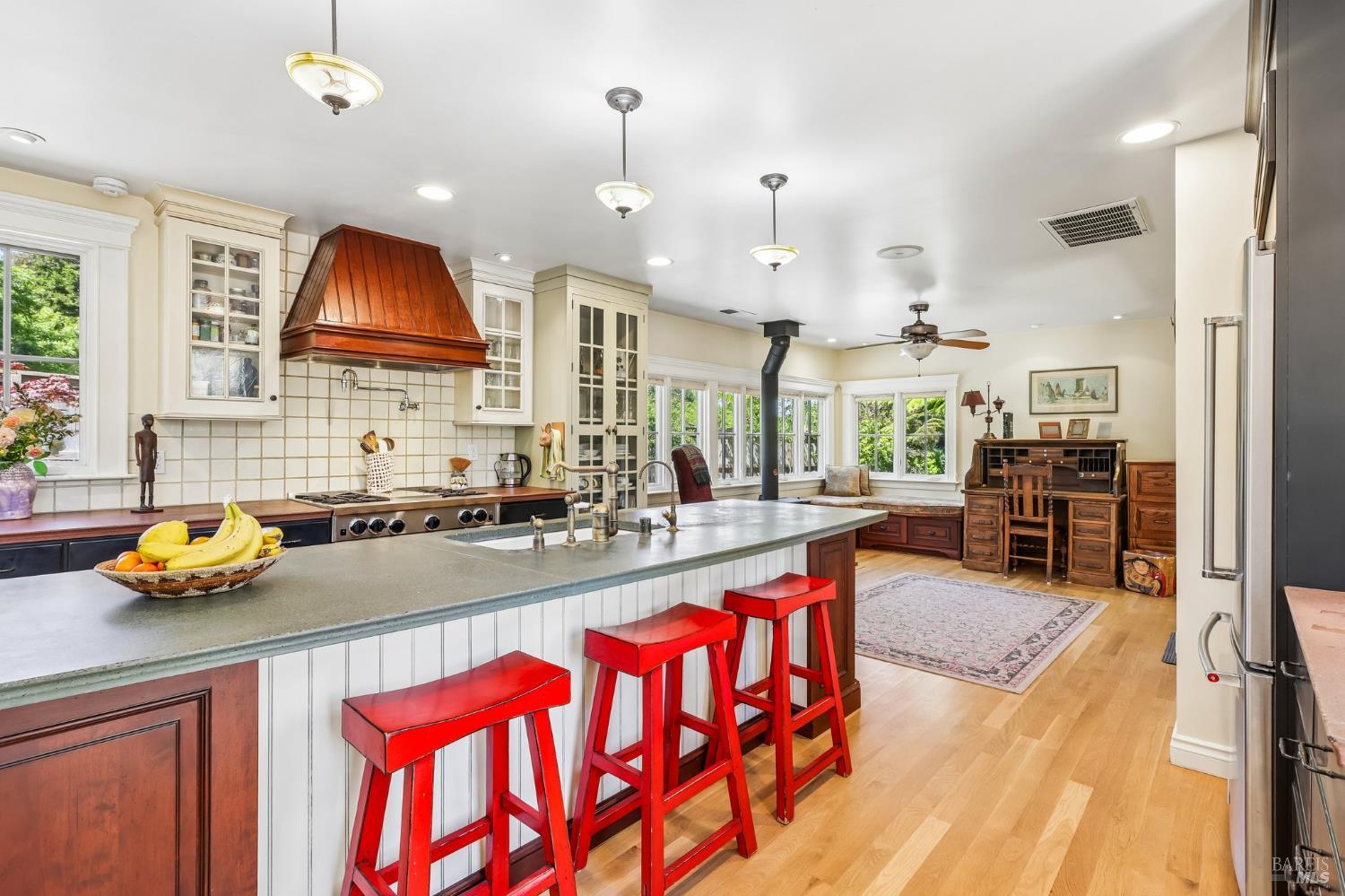 4190 Hessel Road Sebastopol, CA 95472 - Photo 13 of 66