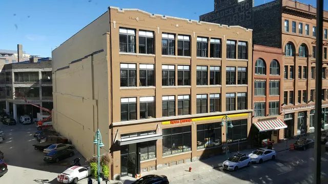 $4,280 | 226 North Water Street, Unit 401, Milwaukee, WI 53202