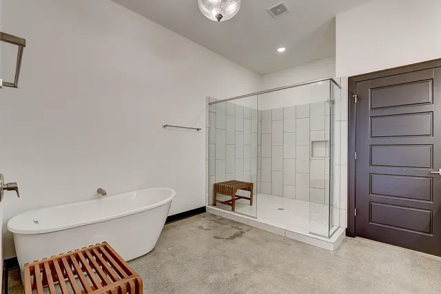 $4,280 | 226 North Water Street, Unit 401, Milwaukee, WI 53202