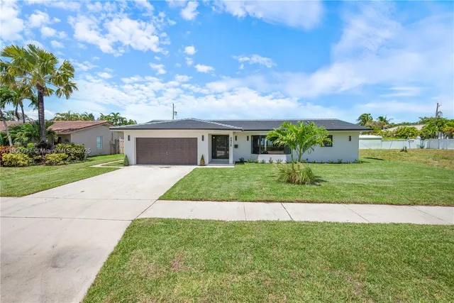 $1,749,000 | 2415 Northeast 35th Drive, Fort Lauderdale, FL 33308