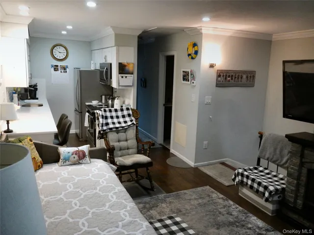 $349,000 | 234 Millard Avenue, Unit 234, West Babylon, NY 11704