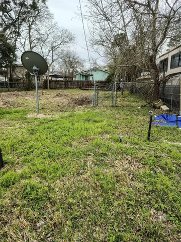 $41,900 | 125 Bayshore Drive, La Porte, TX 77571