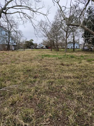 $41,900 | 125 Bayshore Drive, La Porte, TX 77571