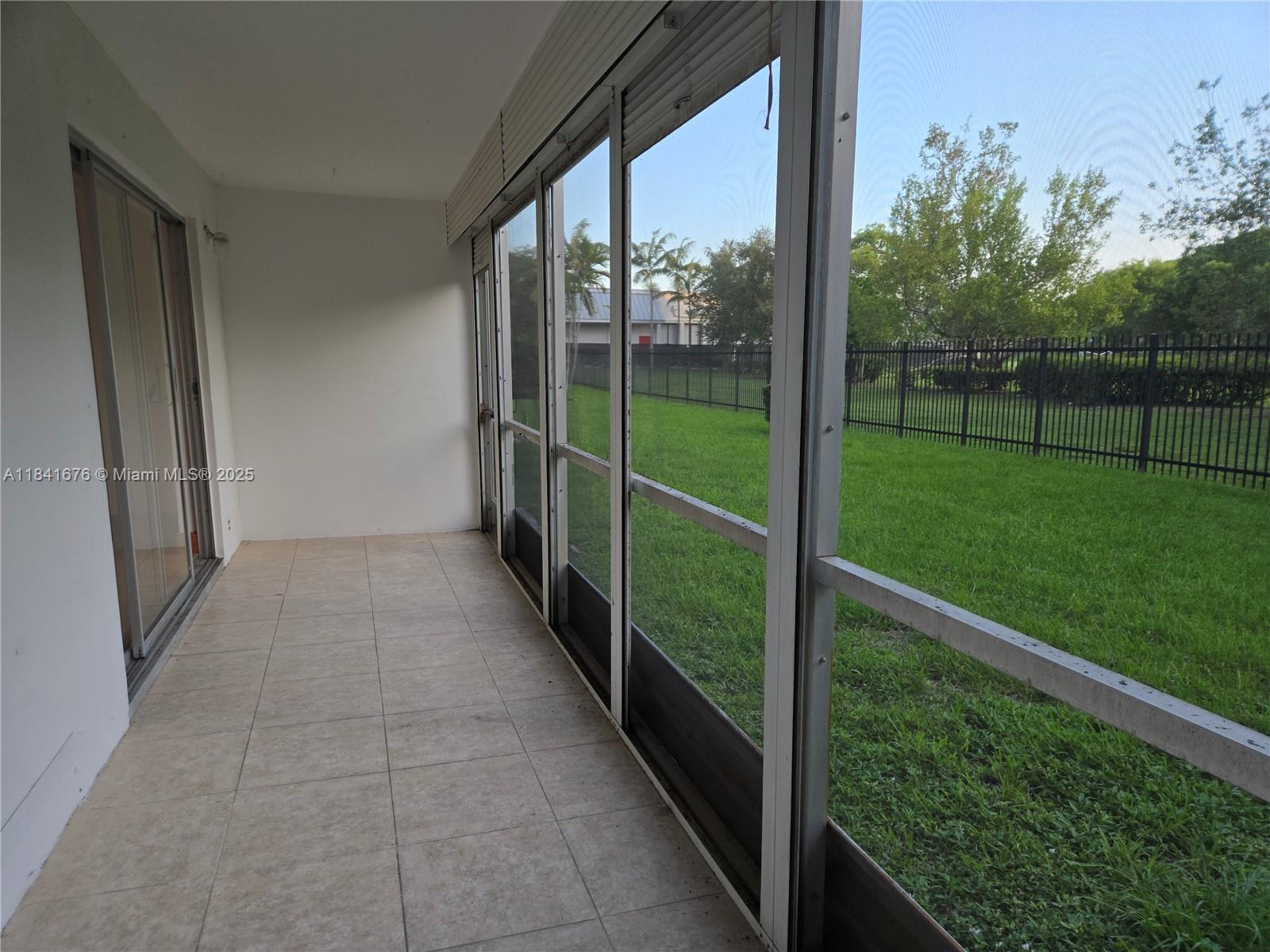 950 Hillcrest Drive, Unit 106 Hollywood, FL 33021 - Photo 21 of 30