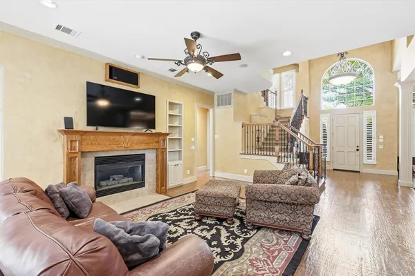 $899,900 | 117 Portside Lane, Coppell, TX 75019