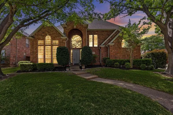 $899,900 | 117 Portside Lane, Coppell, TX 75019
