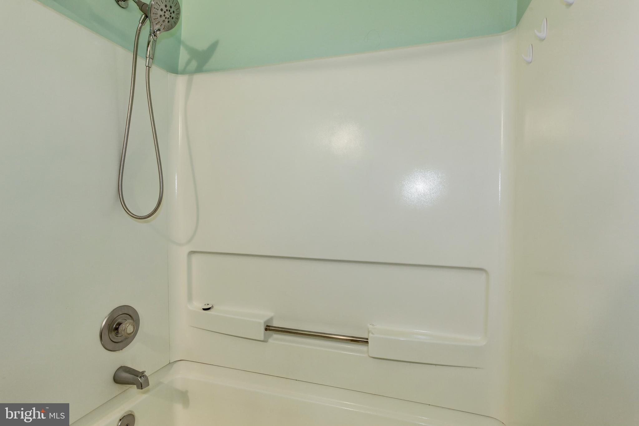 14800 Rydell Road, Unit 304 Centreville, VA 20121 - Photo 25 of 32 Gallery Image 25