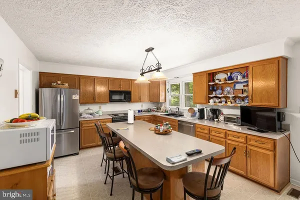 $2,999,900 | 1115 Chapel Road, Middletown, VA 22645