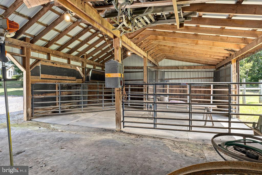 1115 Chapel Road Middletown, VA 22645 - Photo 45 of 54