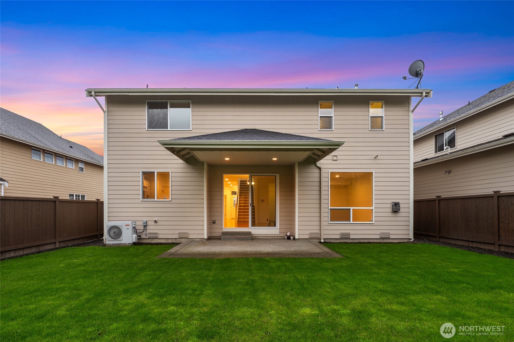 4518 Northeast 2nd Court Renton, WA 98059 - Photo 28 of 32