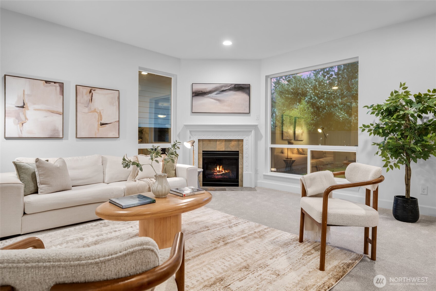 4518 Northeast 2nd Court Renton, WA 98059 - Photo 4 of 32