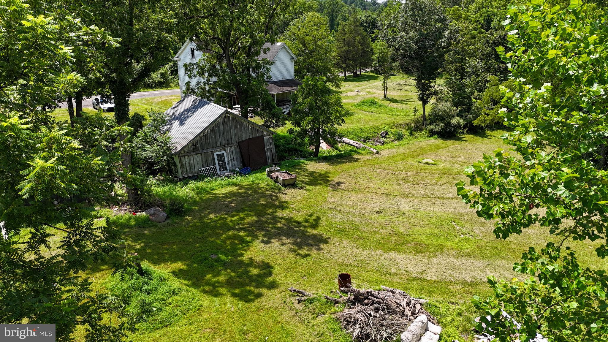 2310 Rostkowski Road Green Lane, PA 18054 - Photo 5 of 43