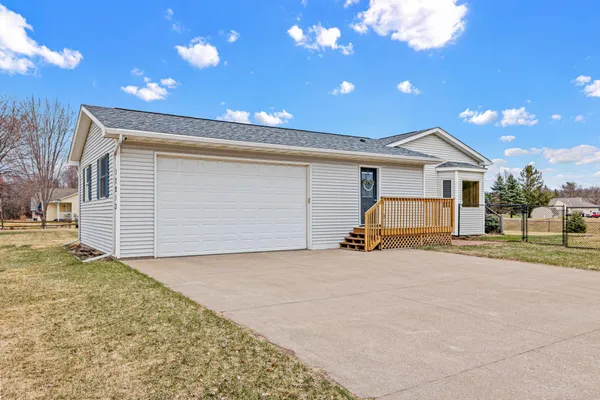 $495,000 | 17213 Van Buren Street Northeast, Ham Lake, MN 55304
