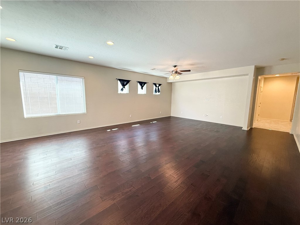 2660 Dirleton Place Henderson, NV 89044 - Photo 8 of 32