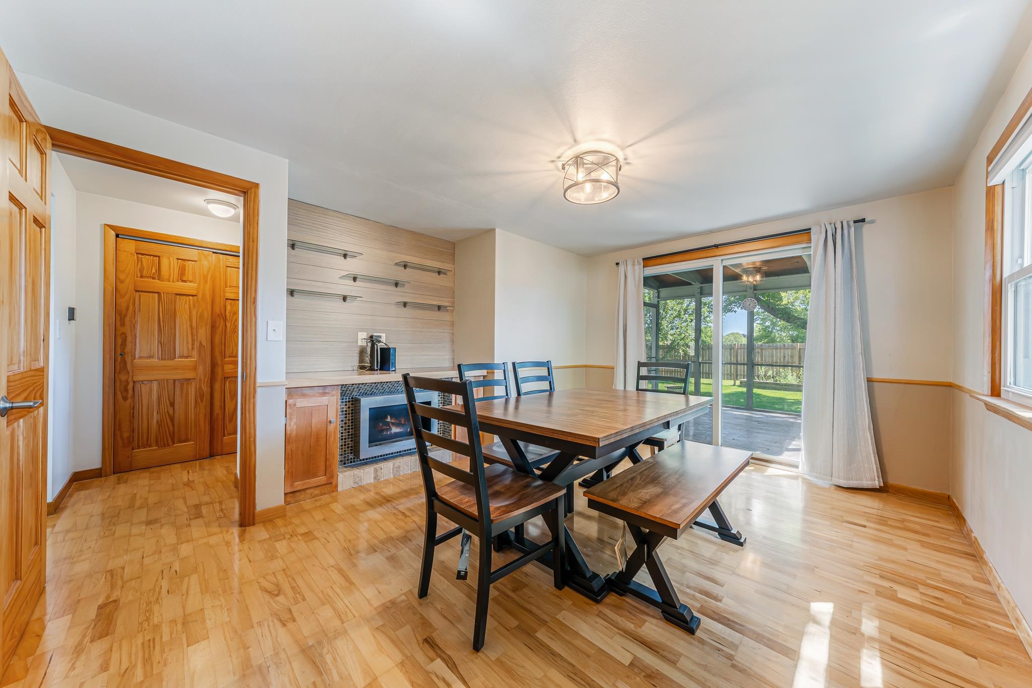 1932 Maplecrest Drive Appleton, WI 54915 - Photo 10 of 43