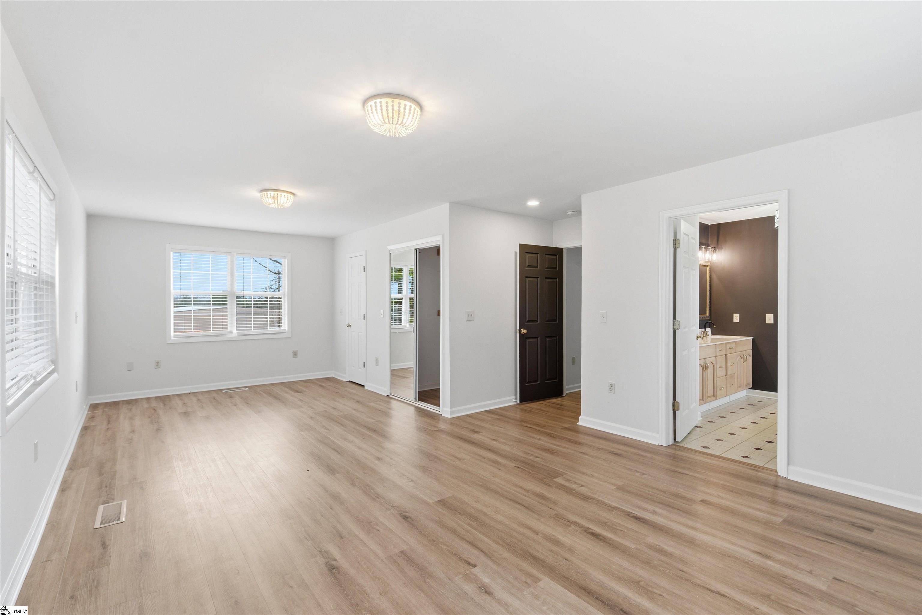 936 Miller Road Woodruff, SC 29388 - Photo 13 of 34