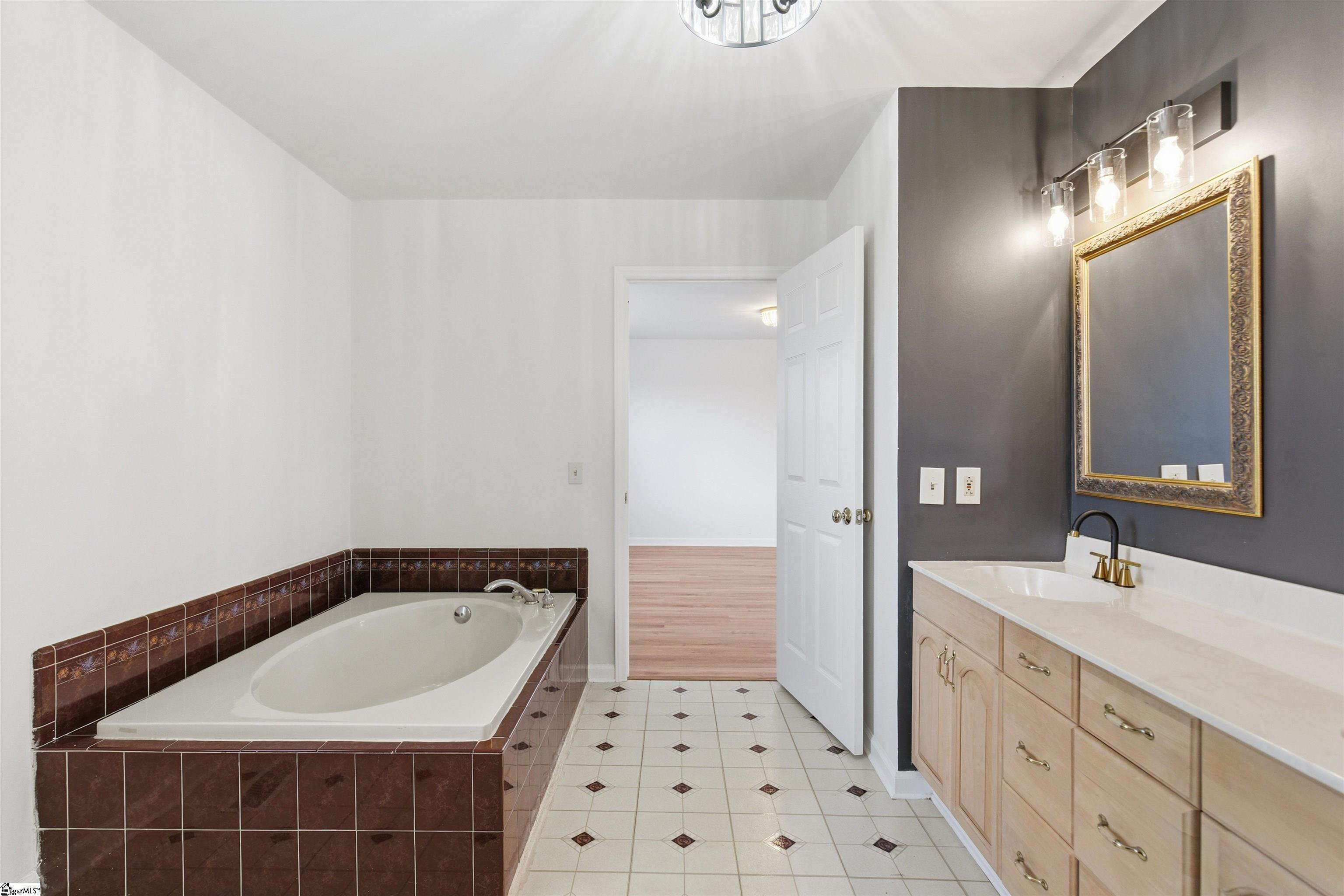 936 Miller Road Woodruff, SC 29388 - Photo 15 of 34